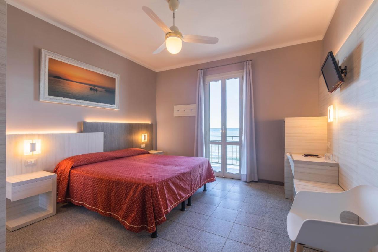 Hotel Danio Lungomare Alassio Exteriér fotografie
